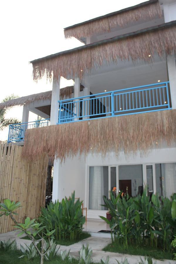 Отель Turtle House Lombok Kuta  Экстерьер фото